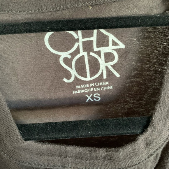 Chaser Women’s XS Skull Knotted Crop Top - Picture 3 of 3